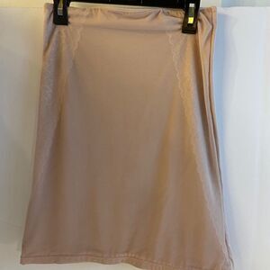 Spanex Asset red hot label large half slip cream